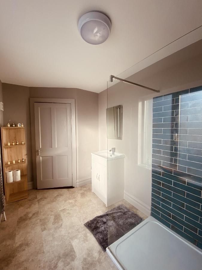 3 Bedroom Luxury Apartment Main Street Cashel  Εξωτερικό φωτογραφία