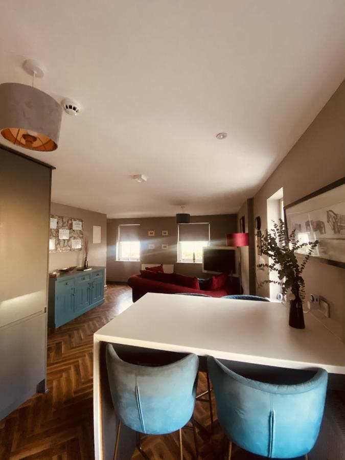 3 Bedroom Luxury Apartment Main Street Cashel  Εξωτερικό φωτογραφία