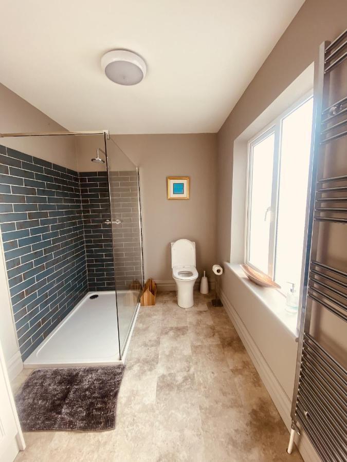 3 Bedroom Luxury Apartment Main Street Cashel  Εξωτερικό φωτογραφία